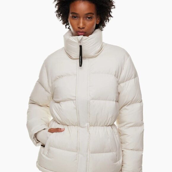 Aritzia Supersinch The Super Puff Jacket in XS - Picture 15 of 15